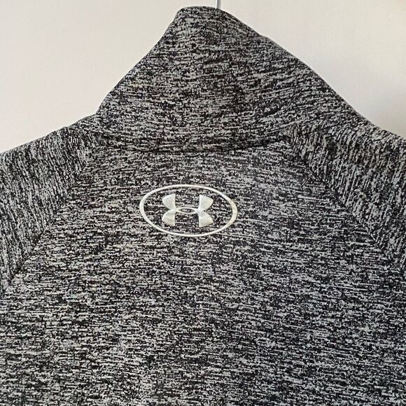 Under Armour Heatgear 1/2 Zip Lightweight Gray Pullover, Size L - Picture 6 of 7